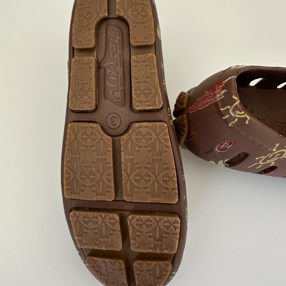 Kids Floafers Driftwood Brown Coconut shoes
Size J3 - Picture 5 of 7